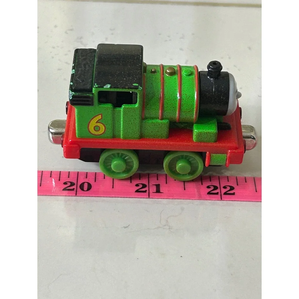 Thomas & Friends Take-n-Play Percy Hard At Work Die-Cast Engine T9140 Green No 6